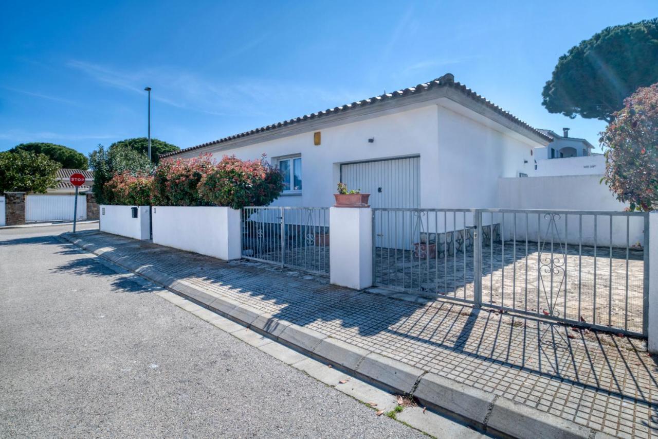 Villa La Bellesa L' Escala Esterno foto