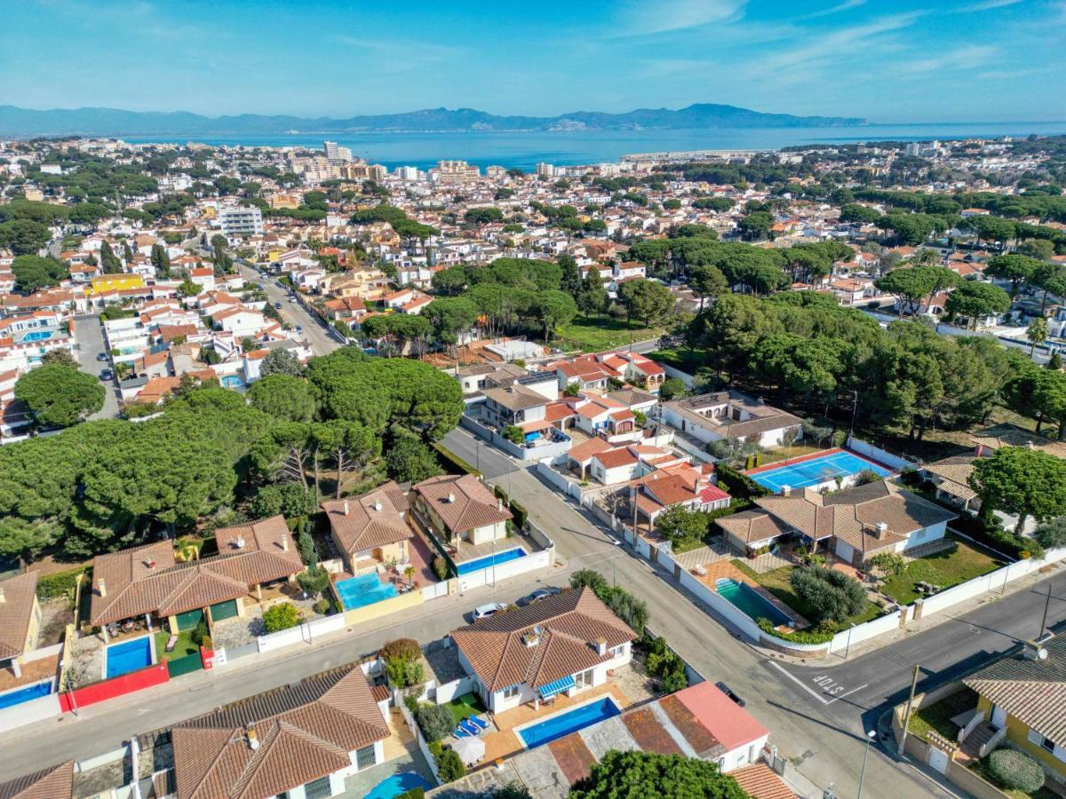 Villa La Bellesa L' Escala Esterno foto