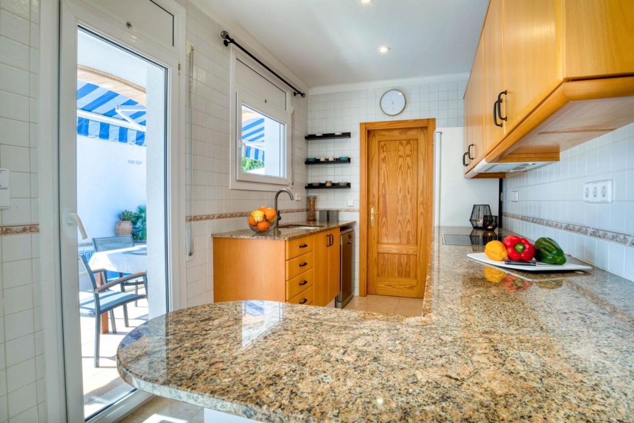 Villa La Bellesa L' Escala Esterno foto