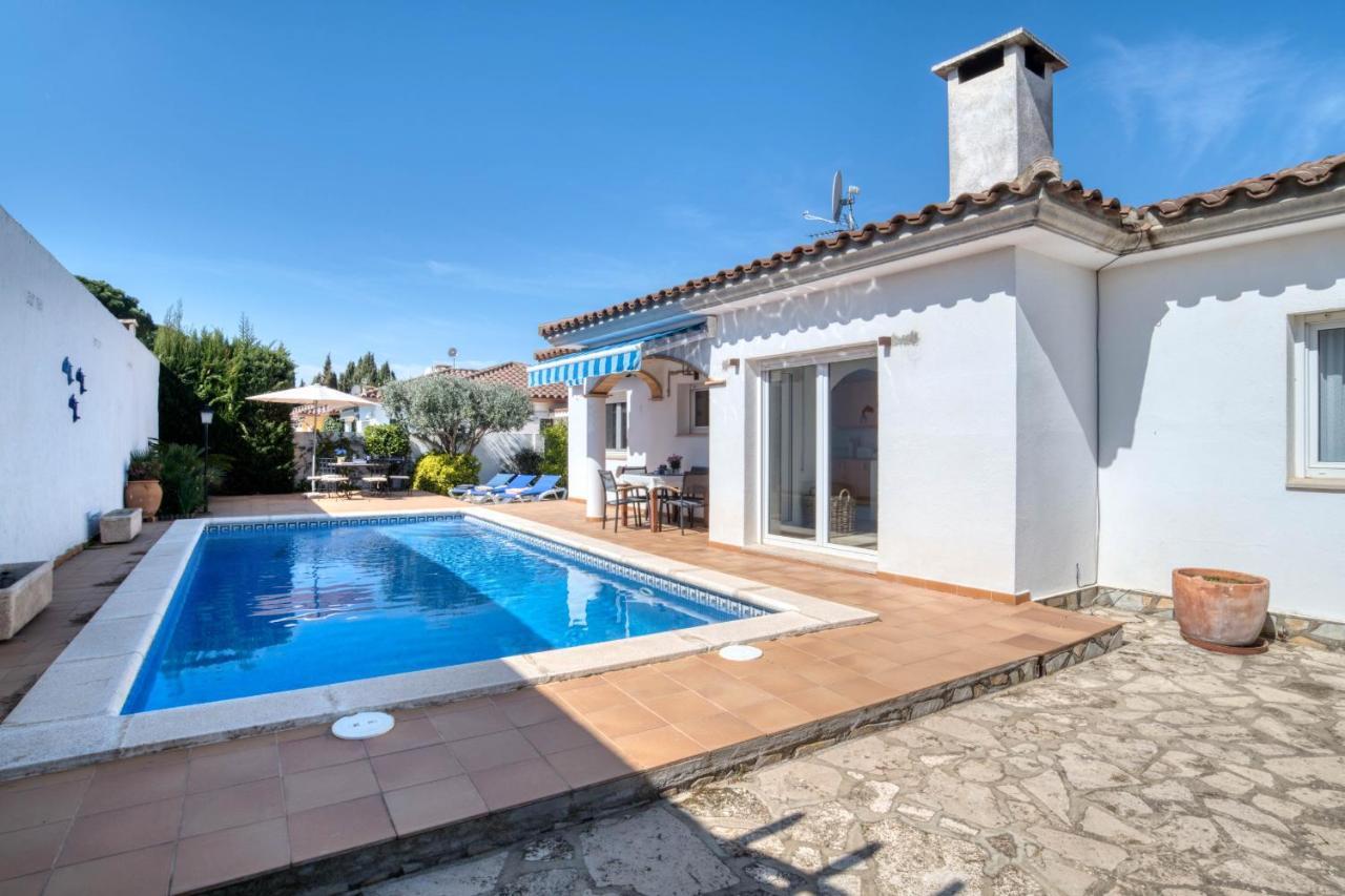 Villa La Bellesa L' Escala Esterno foto